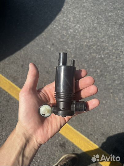 Новый мотор омывателя Range Rover