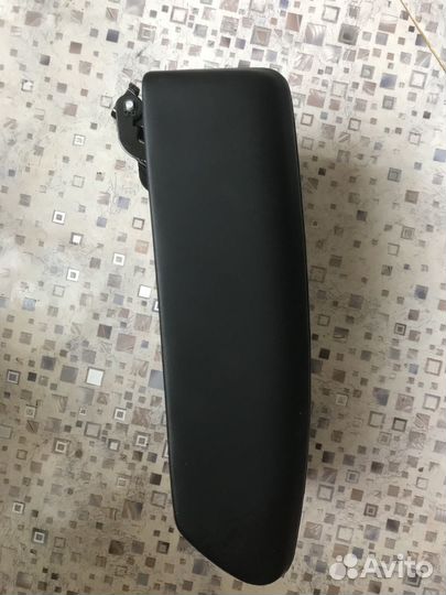 Подлокотник nissan qashqai j10