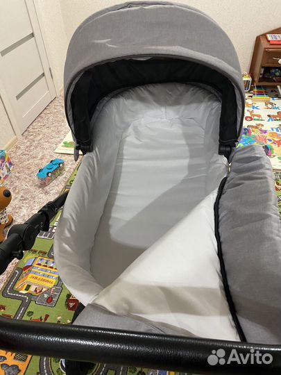 Коляска 2 в 1 Riko Basic Bella