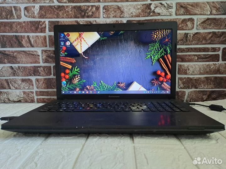 Офисный ноутбук Lenovo 8gb