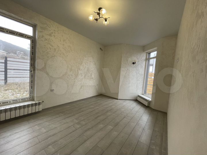 Дом 172,6 м² на участке 6 сот.