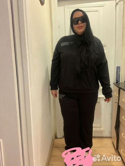 Костюм спортивный 54-56 размер новый