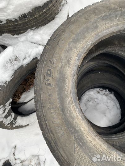 Hankook AH11 215/65 R16