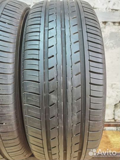 Yokohama Bluearth ES32 215/55 R17 94V