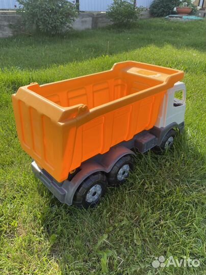 Большой грузовик игрушка