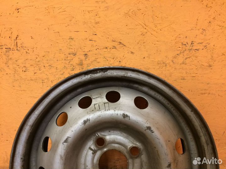 1 шт. Диски - диаметр 14 PCD 4х100