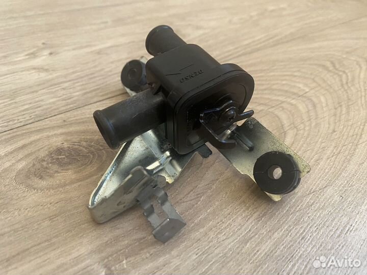 Кран печки Toyota Mark 2, Cresta, Chaser