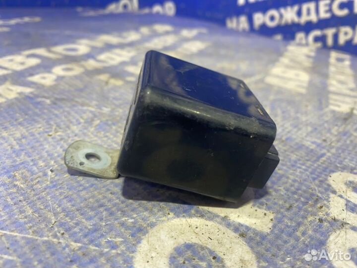 Реле дворников Hyundai Accent седан 2007