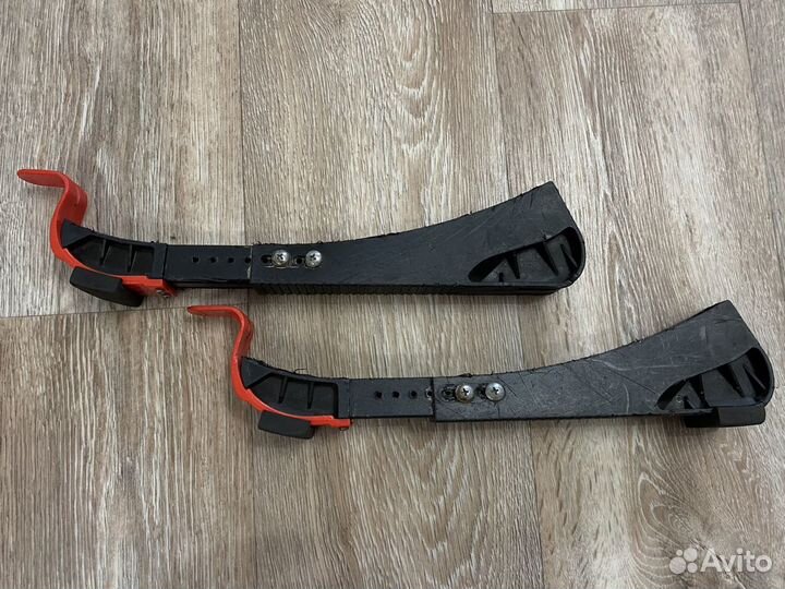 Коньки хоккейные