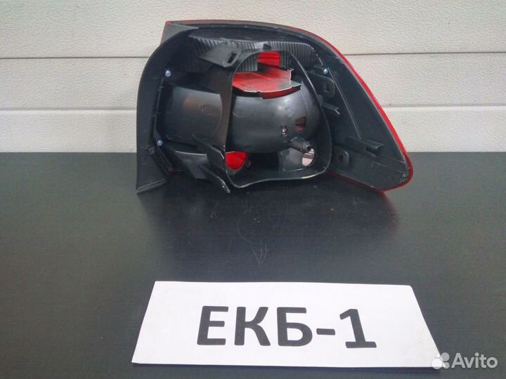 Фонарь левый Volkswagen Polo 5 2010