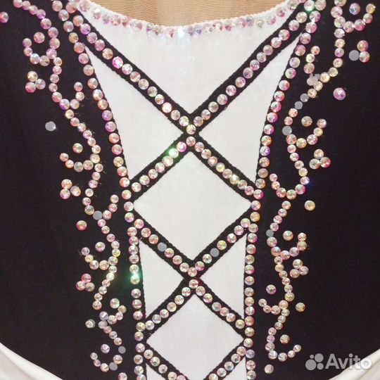 Костюм для фигурного катания