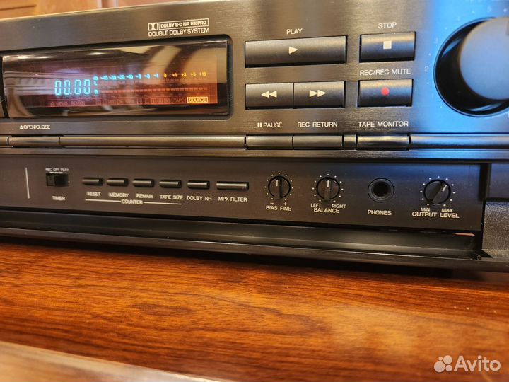 Denon DRS-810 трехголовая кассетная дека