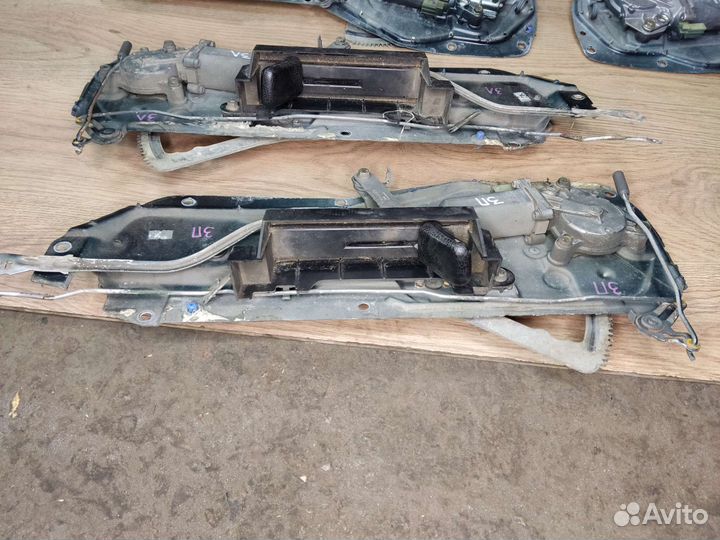 Стеклоподъёмники, Volvo 850