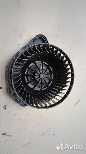 Двигатель отопителя Volvo S70 / V70, 1998