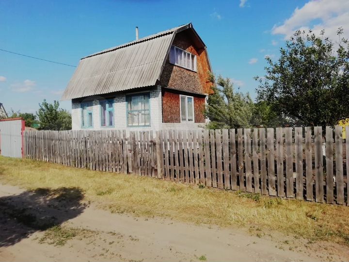 Дача 20 м² на участке 6,4 сот.