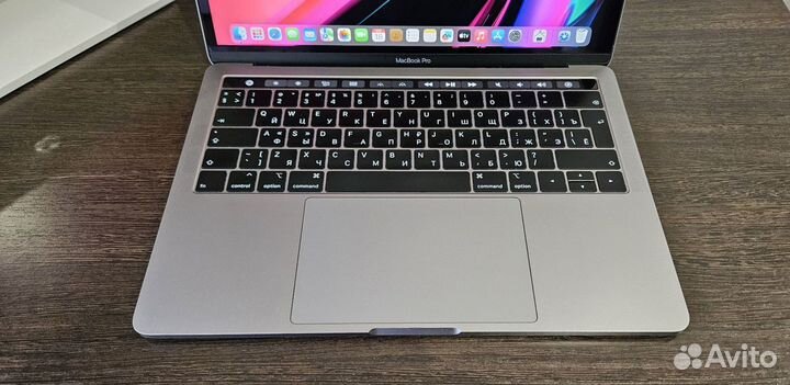 MacBook Pro 13 2019 8/128 Touch Bar