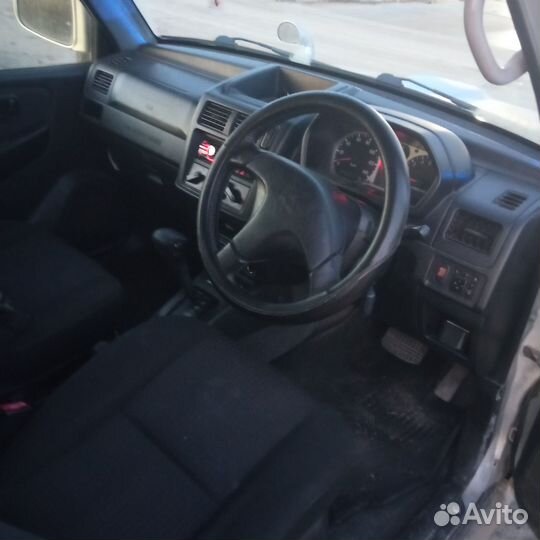 Mitsubishi Pajero Mini 0.7 AT, 2001, 300 000 км
