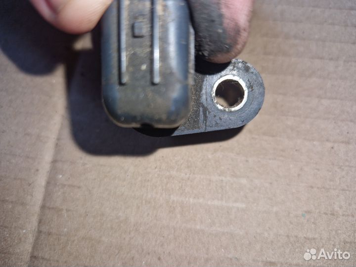 Датчик коленвала мазда 3 bk 1.6 Z6