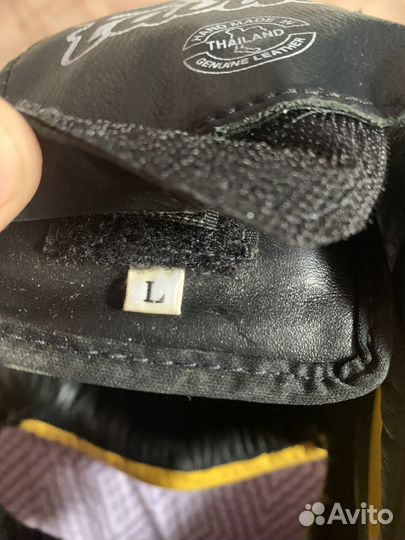 Боксерский шлем fairtex