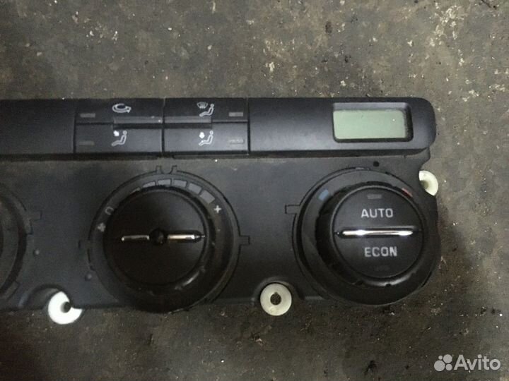 Блок управления климатом (Skoda Octavia)