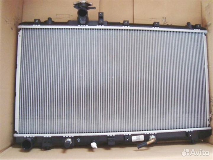 Радиатор охлаждения двигателя Сузуки сх4 SX4 06-15