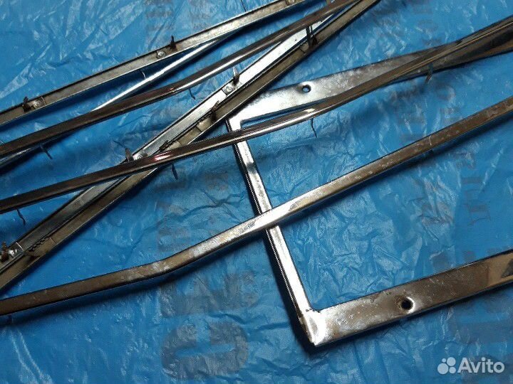 Молдинги консоли газ 14 Чайка