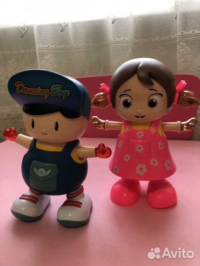 Музыкальные игрушки для малышей