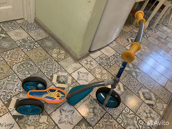 Детский беговел-самокат