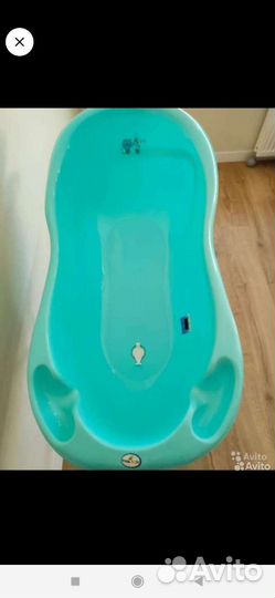 Ванночка для купания с подставкой