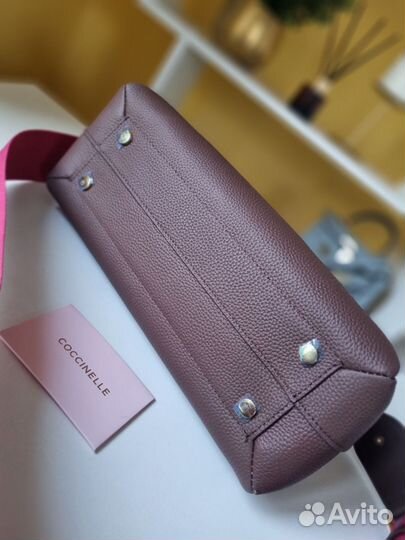 Сумка Coccinelle натуральная кожа