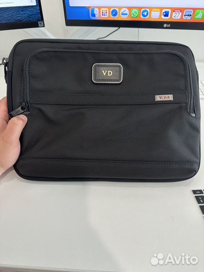 Чехол tumi для ноутбука macbook air 13