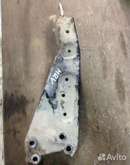 Кронштейн редуктора хонда хрв дифференциальный