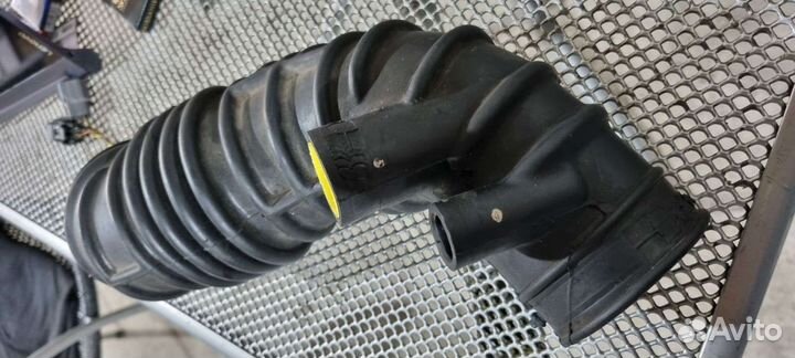 Патрубок воздушного фильтра rb25det, Skyline