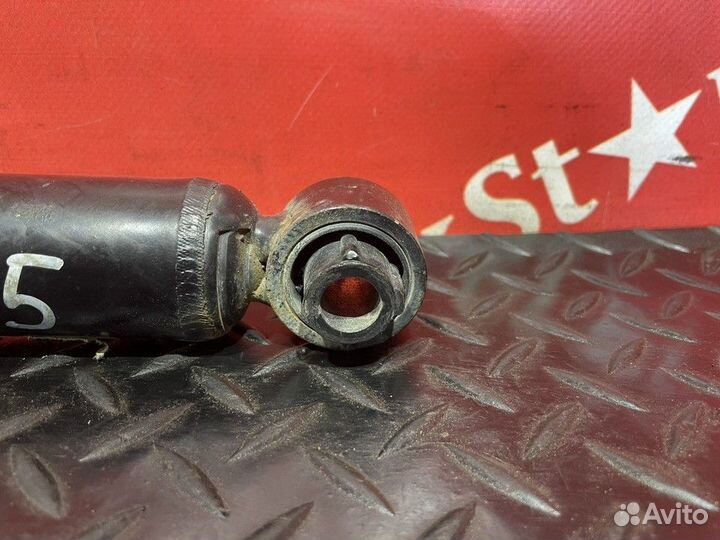 Амортизатор кабины задний Volvo FH