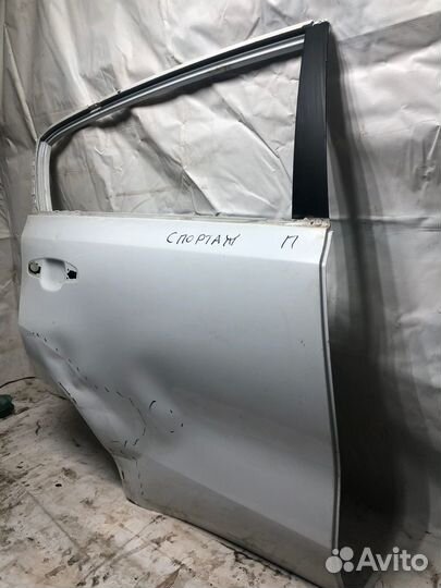 Дверь задняя правая Kia Sportage 4 Киа Спортаж