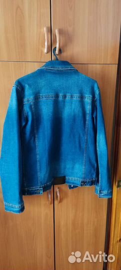 Джинсовая куртка