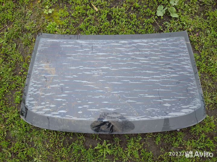 Лобовое задние ) стекло на ваз 2112