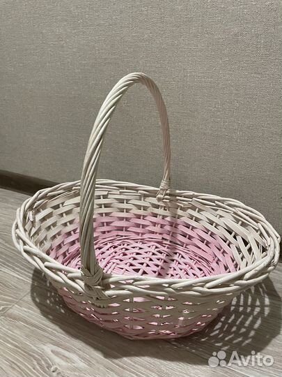 Корзина плетеная