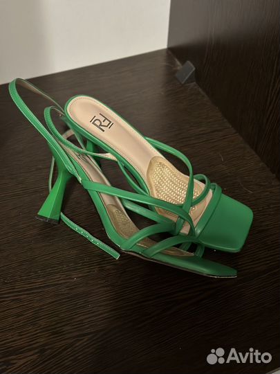 Босоножки Rio Fiore