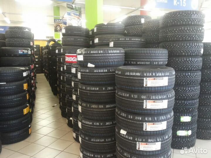 Pirelli Scorpion Winter RFT 275/40 R21 107V