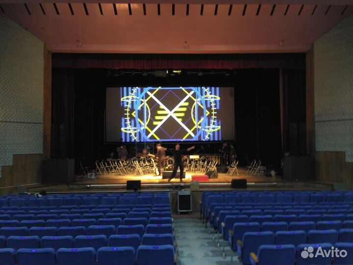 Аренда проекторов и LED экранов для мероприятий