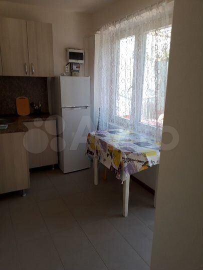 Комната 20 м² в 1-к., 1/2 эт.