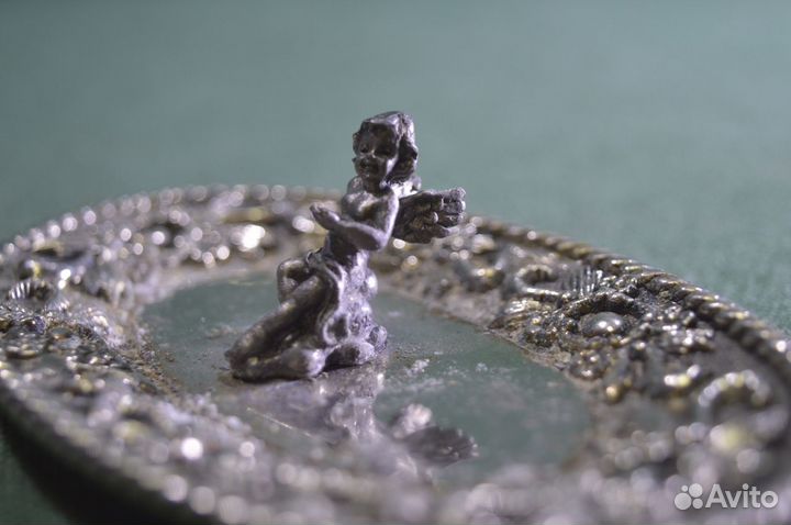 Столовый набор, солонка и перечница на подносике