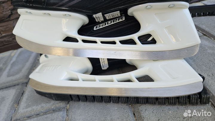 Хоккейные коньки bauer Supreme S140