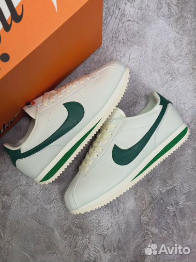 Кроссовки Nike Cortez женские