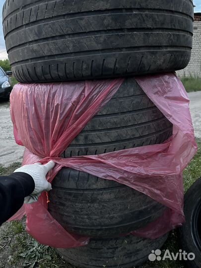 Bridgestone Alenza 001 305/45 R20