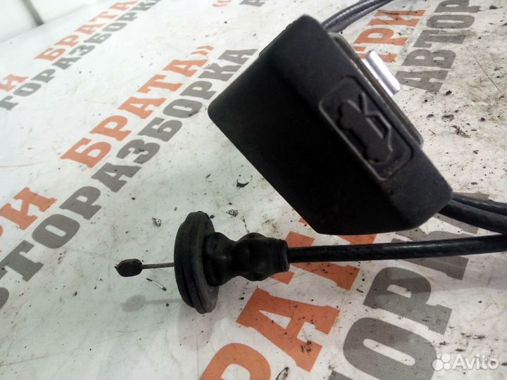 Ниссан Навара Трос замка капота