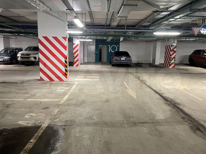 Машиноместо