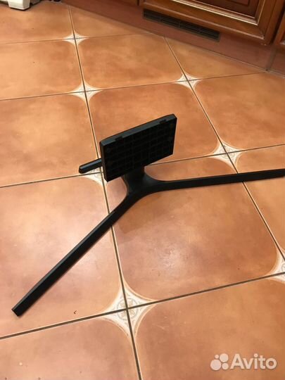 Подставка под телевизор