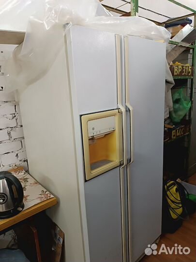 Холодильник и морозильник
